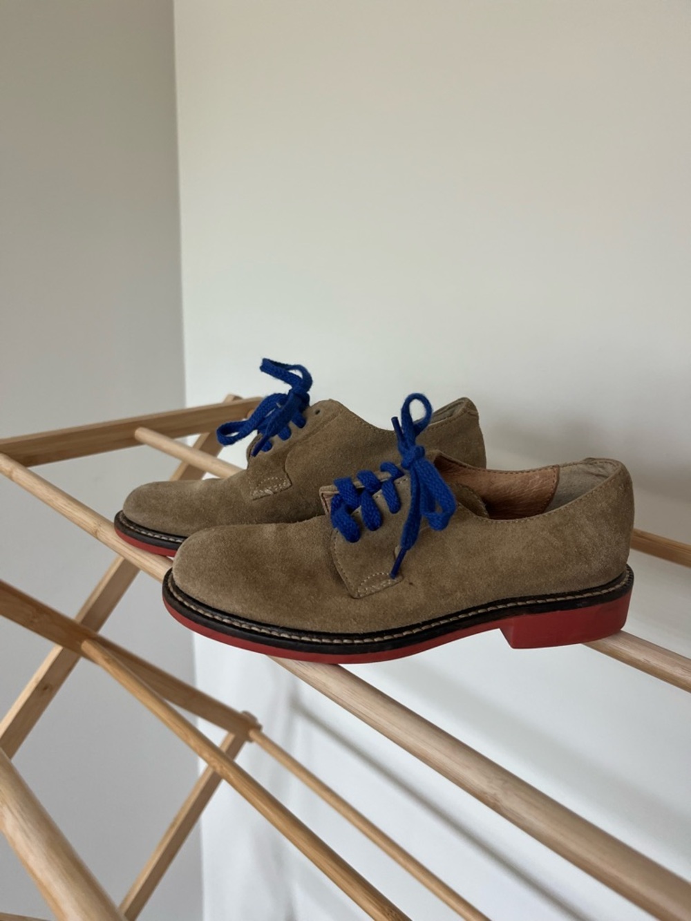 Kids Suede Lace-Up Derby Shoes in Brown with Blue Laces